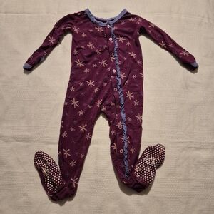 Kickee Pants girls 12-18 months 2 tone purple with print, hands flip VGUC